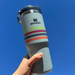 Botella Térmica Stanley Flip Straw - 887 ml - Seafoam Stripe