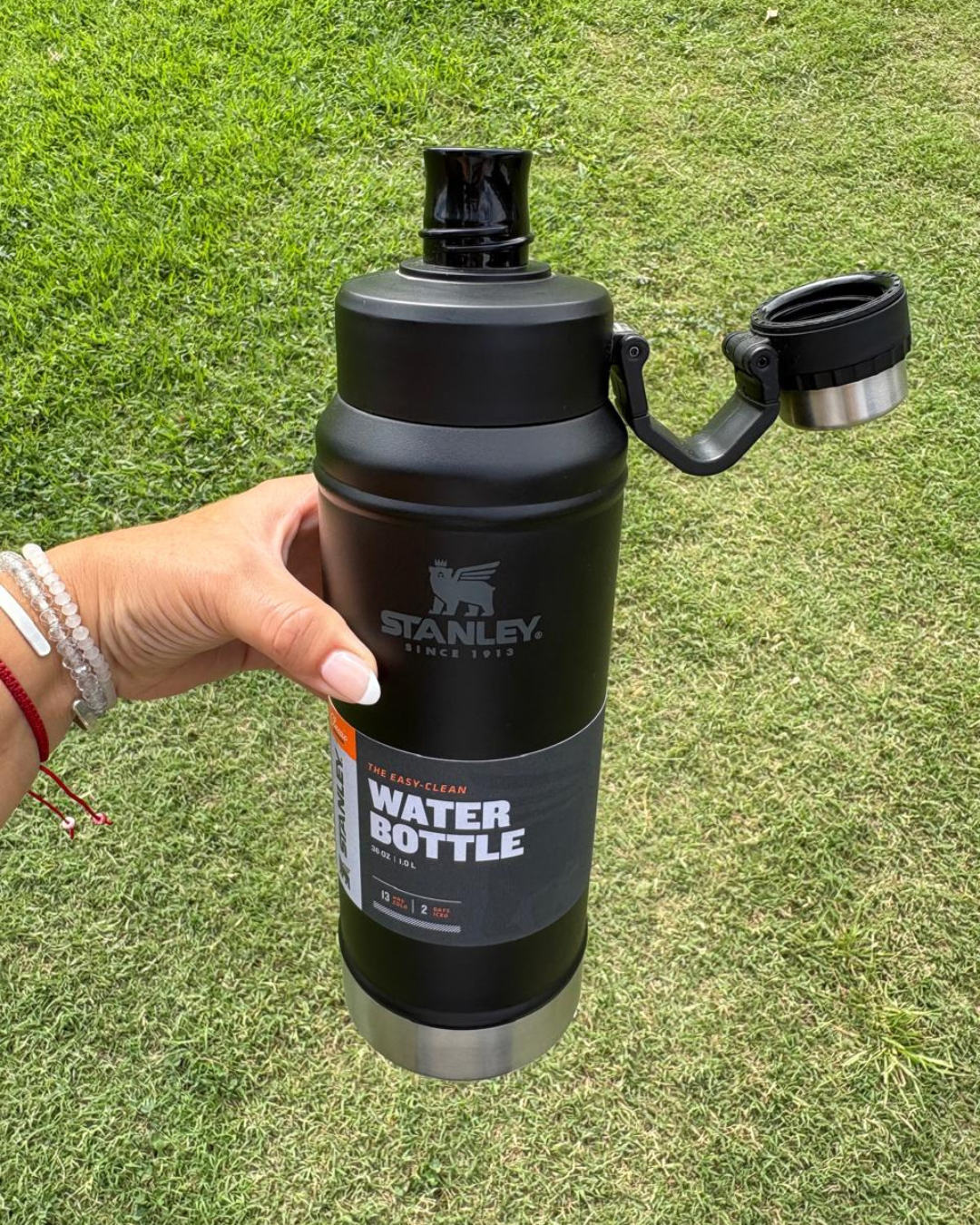 Botella De Agua Stanley - 1 lt. - Negra - Imagen 3